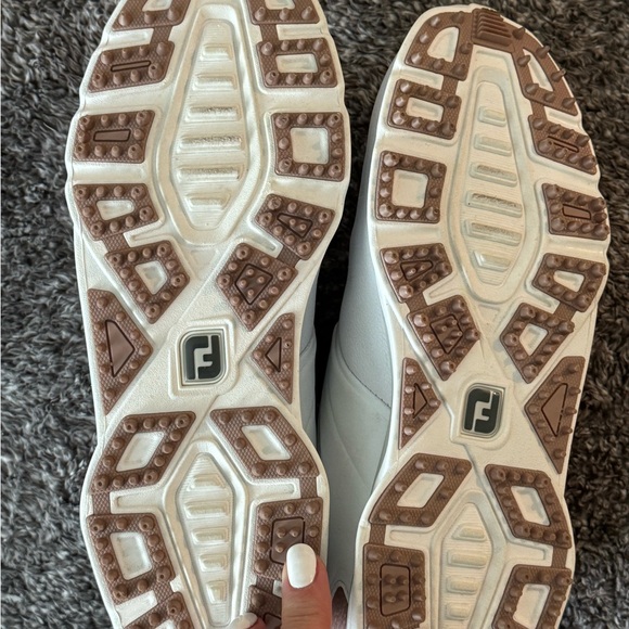 FootJoy White and Brown Golf Shoes 8.5M - Picture 3 of 9